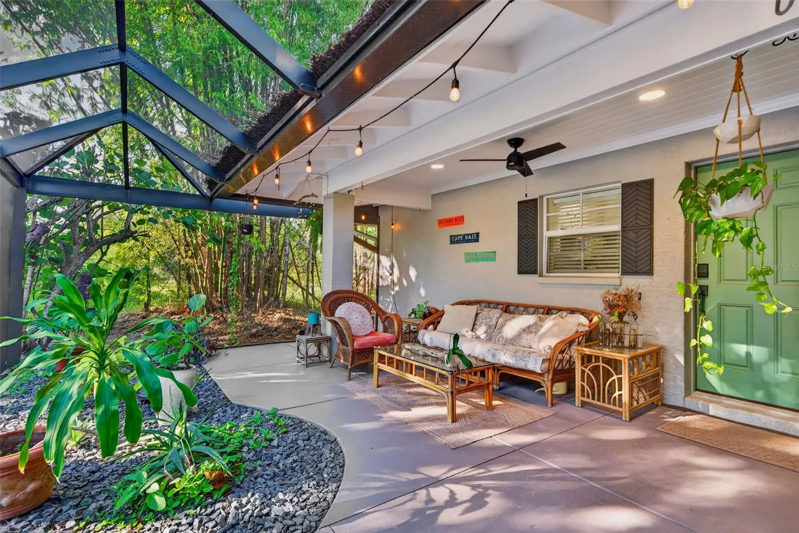 290 SPANIARDS RD