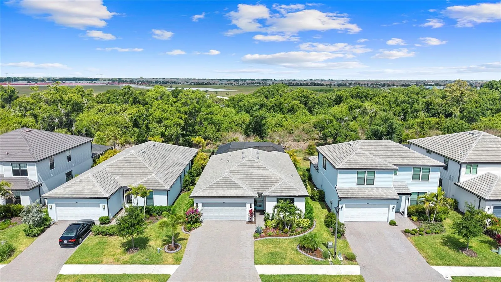 5437 SILVERSIDE PINE CT