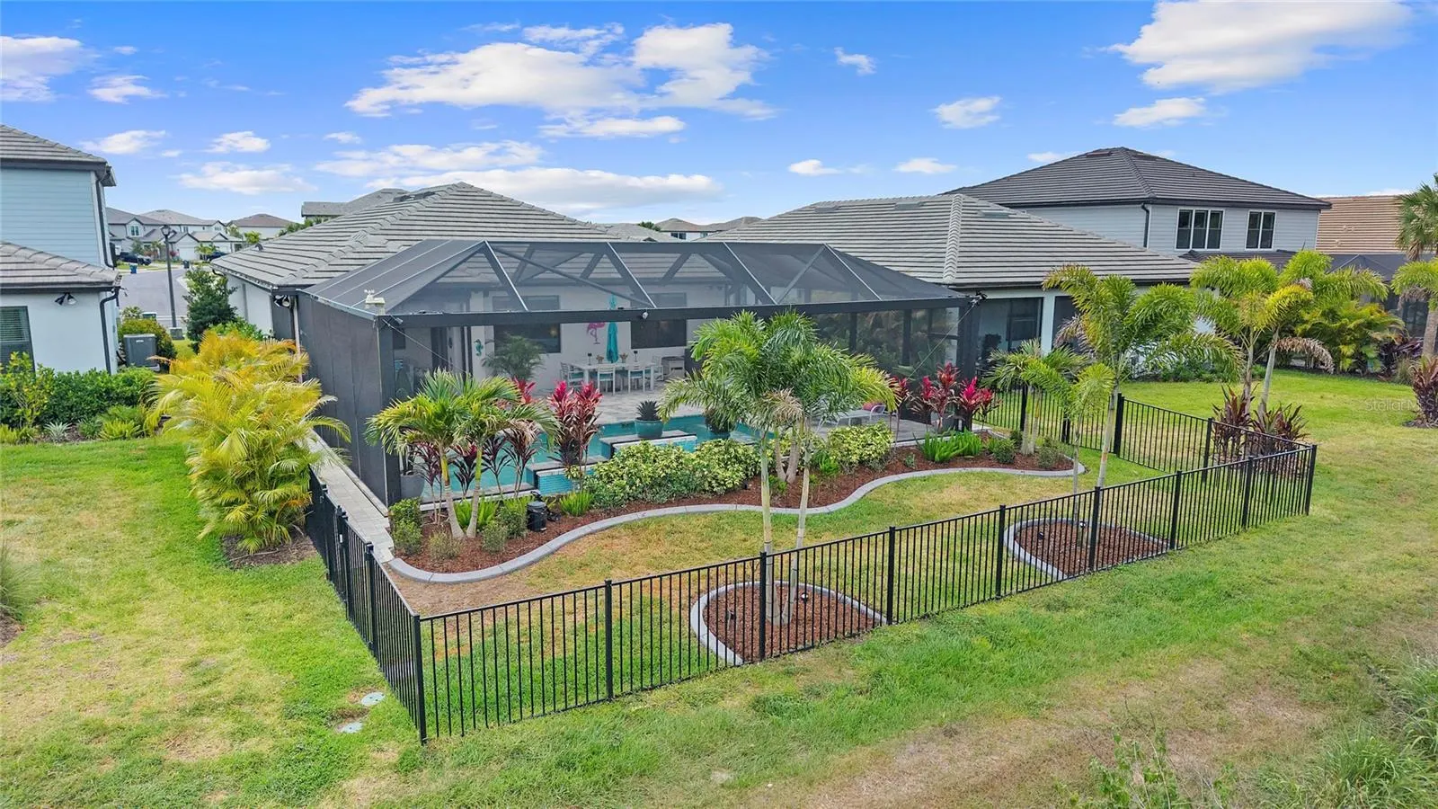 5437 SILVERSIDE PINE CT