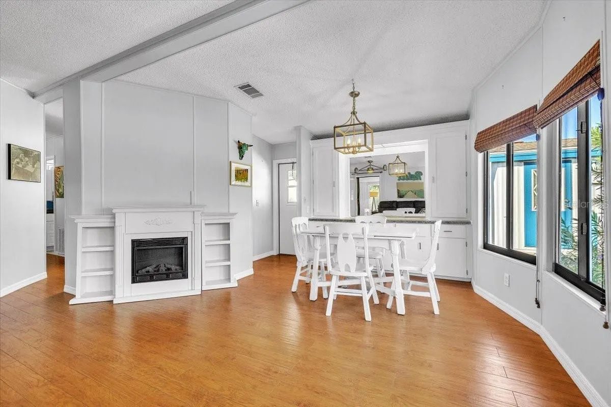 47 N STARBOARD DR