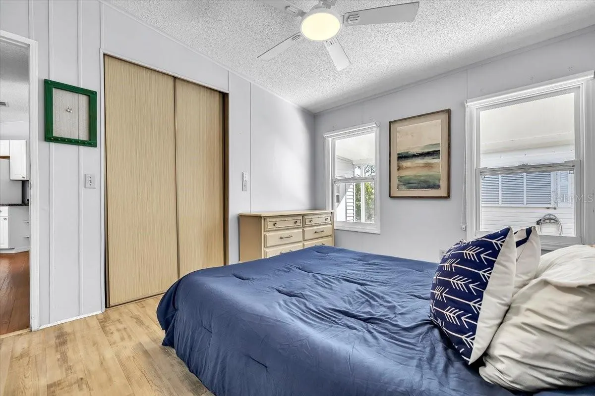47 N STARBOARD DR
