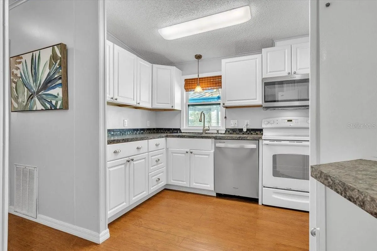 47 N STARBOARD DR