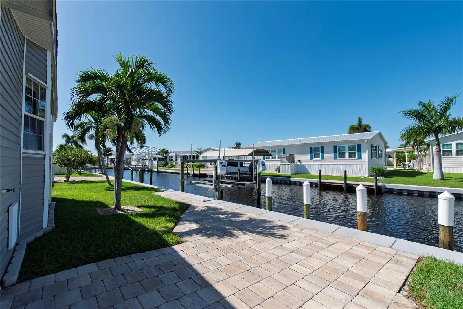 35 EMDEN CIR