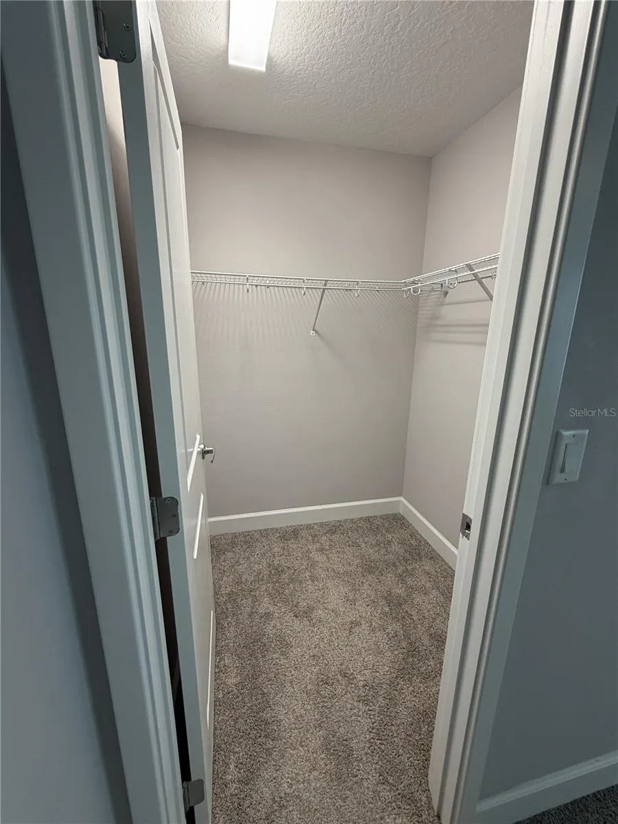 4713 TERRA ESMERALDA DR
