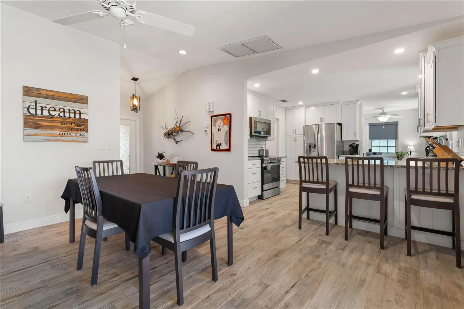 341 DELIDO CT