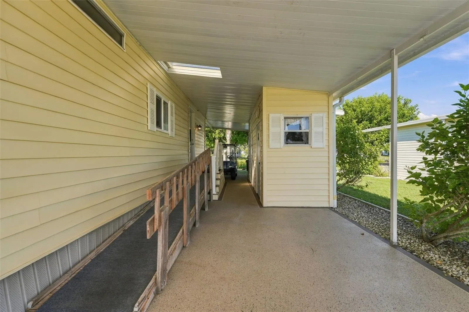 110 MARTINIQUE RD