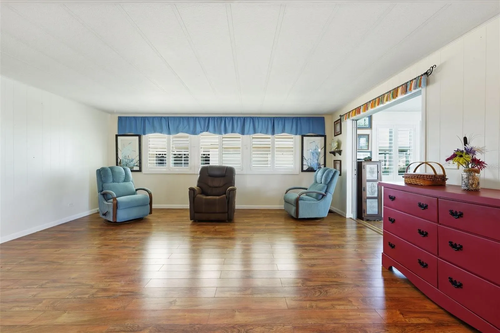 110 MARTINIQUE RD
