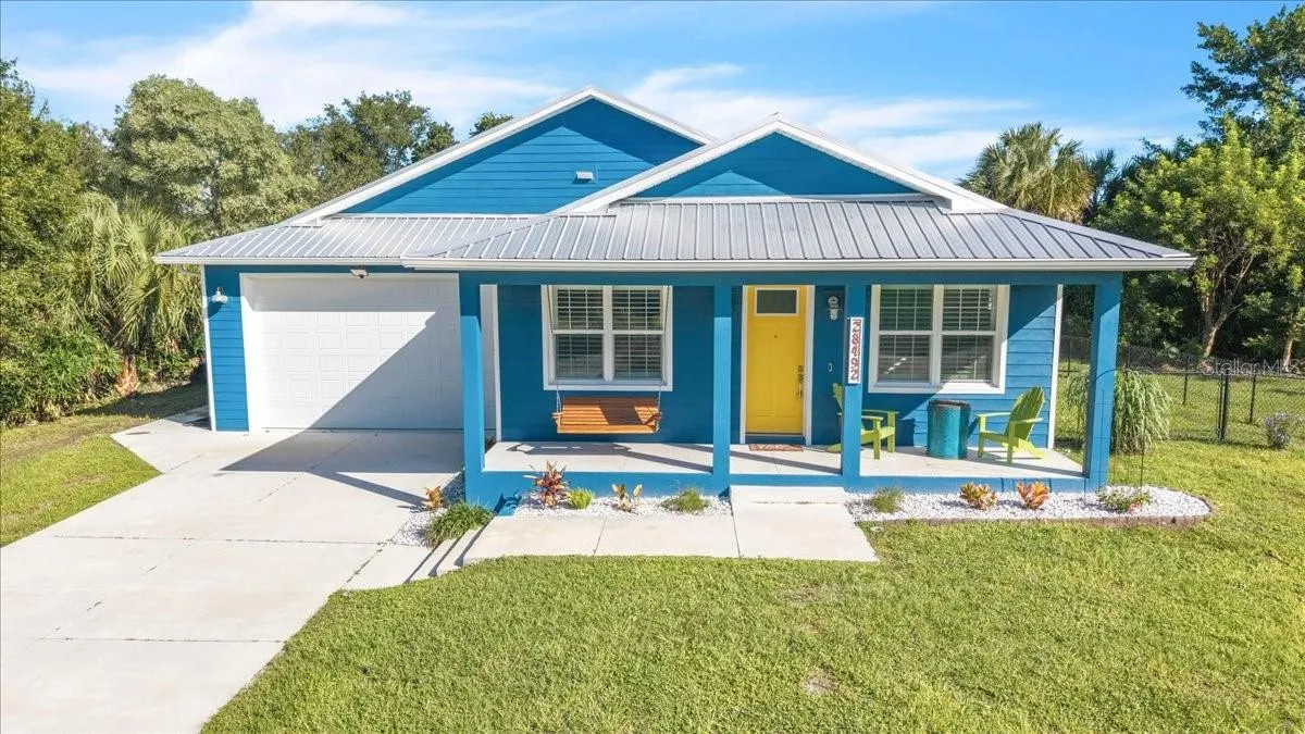 28492 ROYAL PALM DR