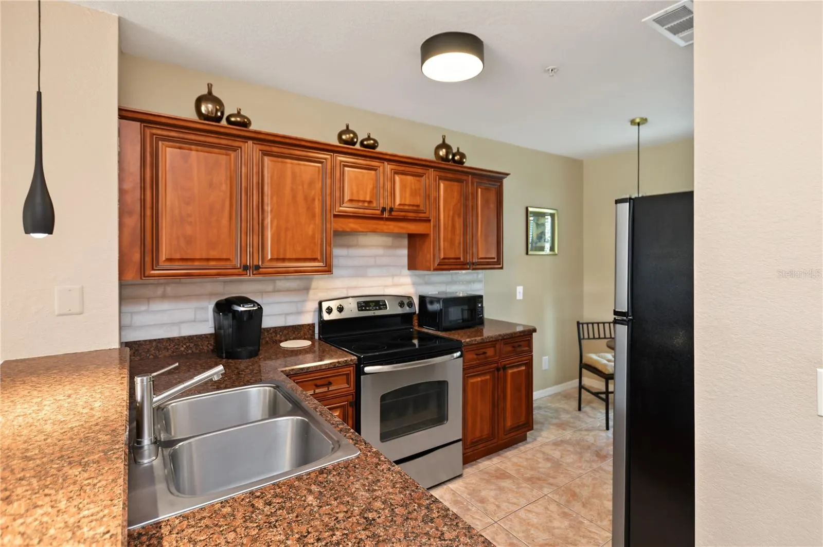 19385 WATER OAK DR #204 #204