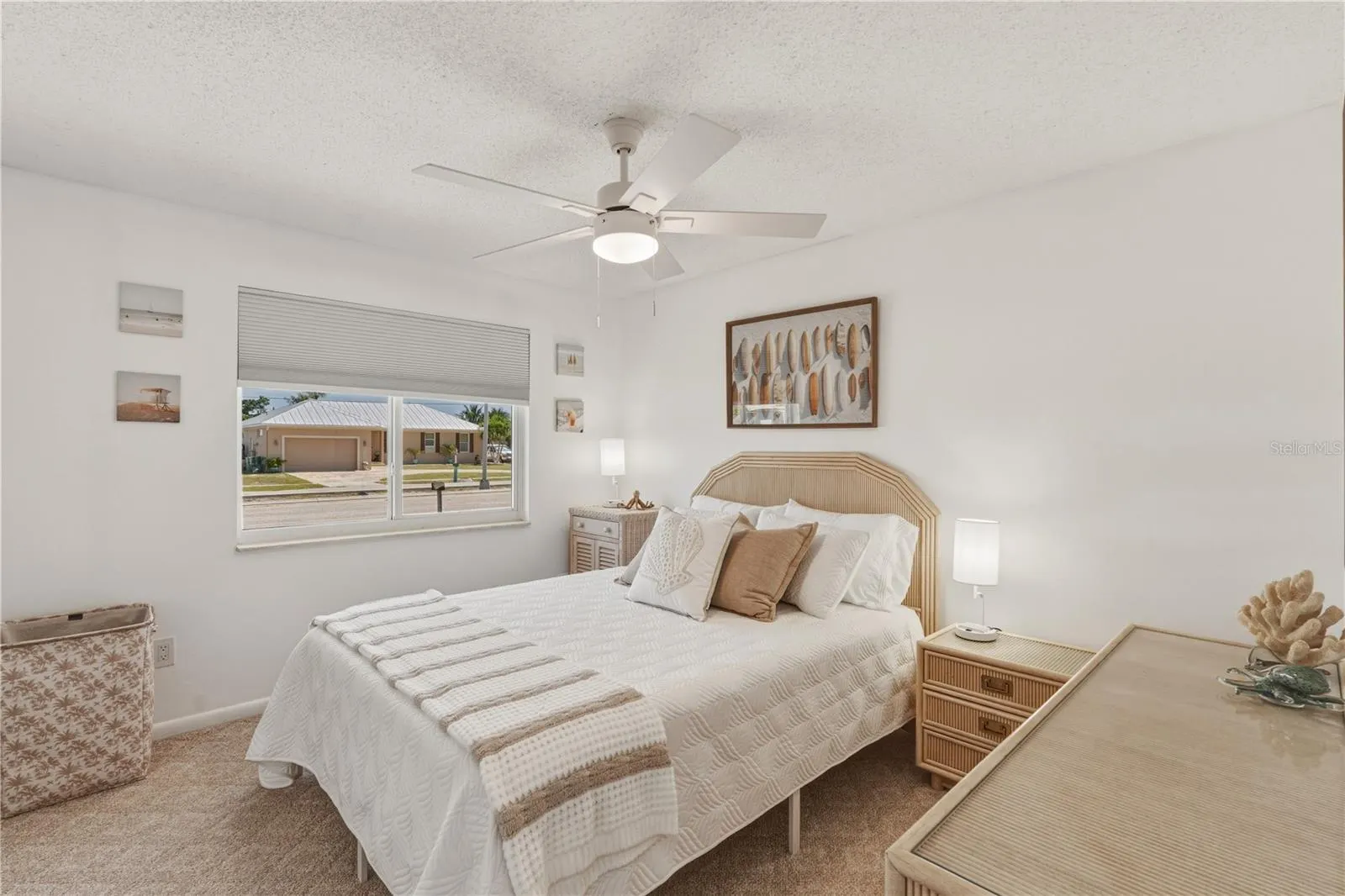 21277 EDGEWATER DR