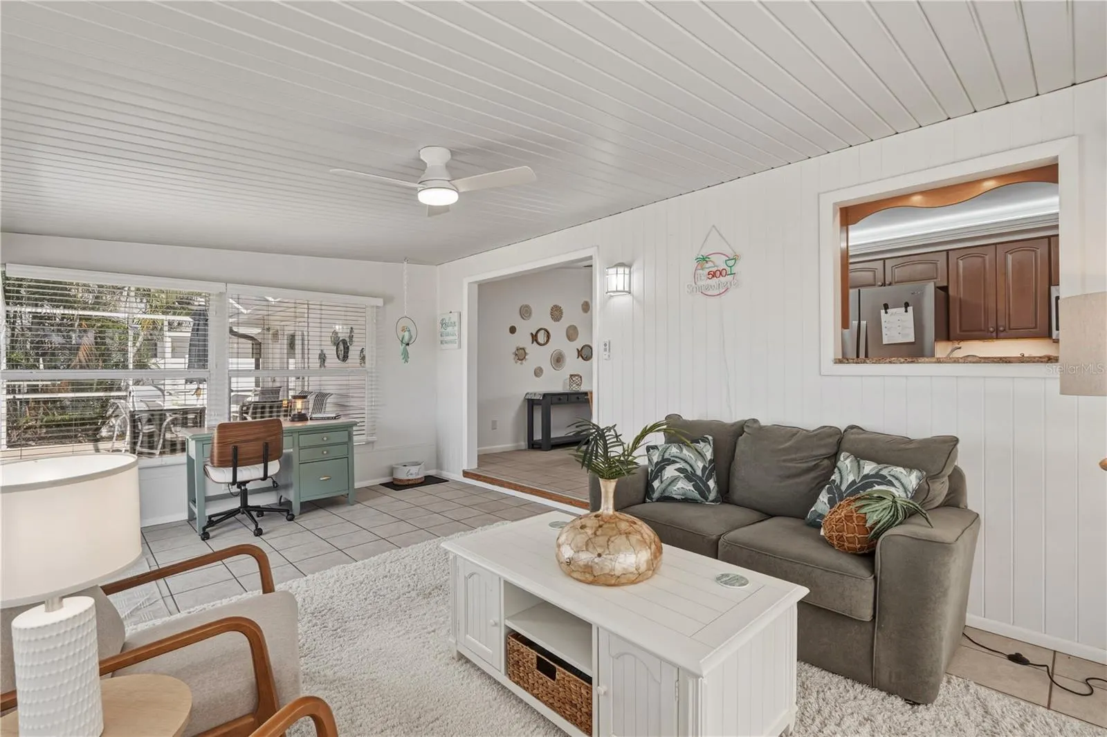 21277 EDGEWATER DR