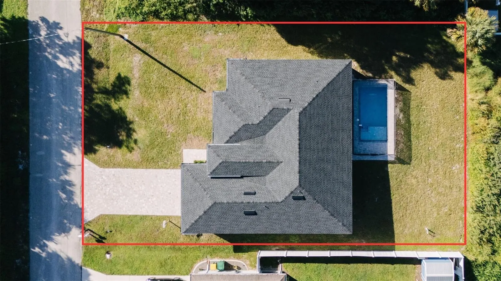 229 FERDON CIR