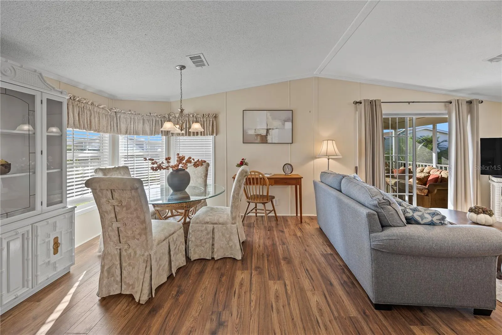 4300 RIVERSIDE DR #53 #53