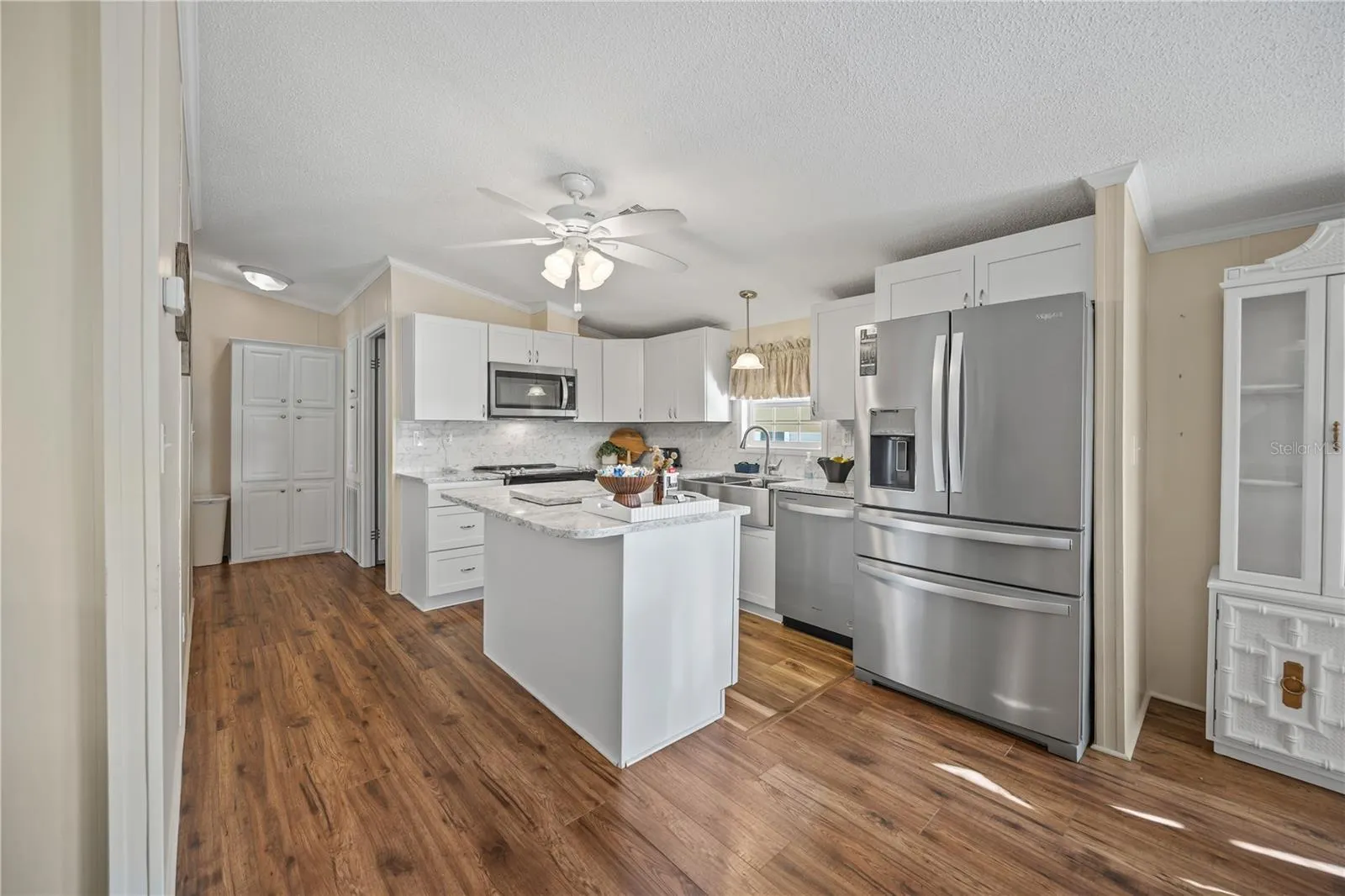 4300 RIVERSIDE DR #53 #53