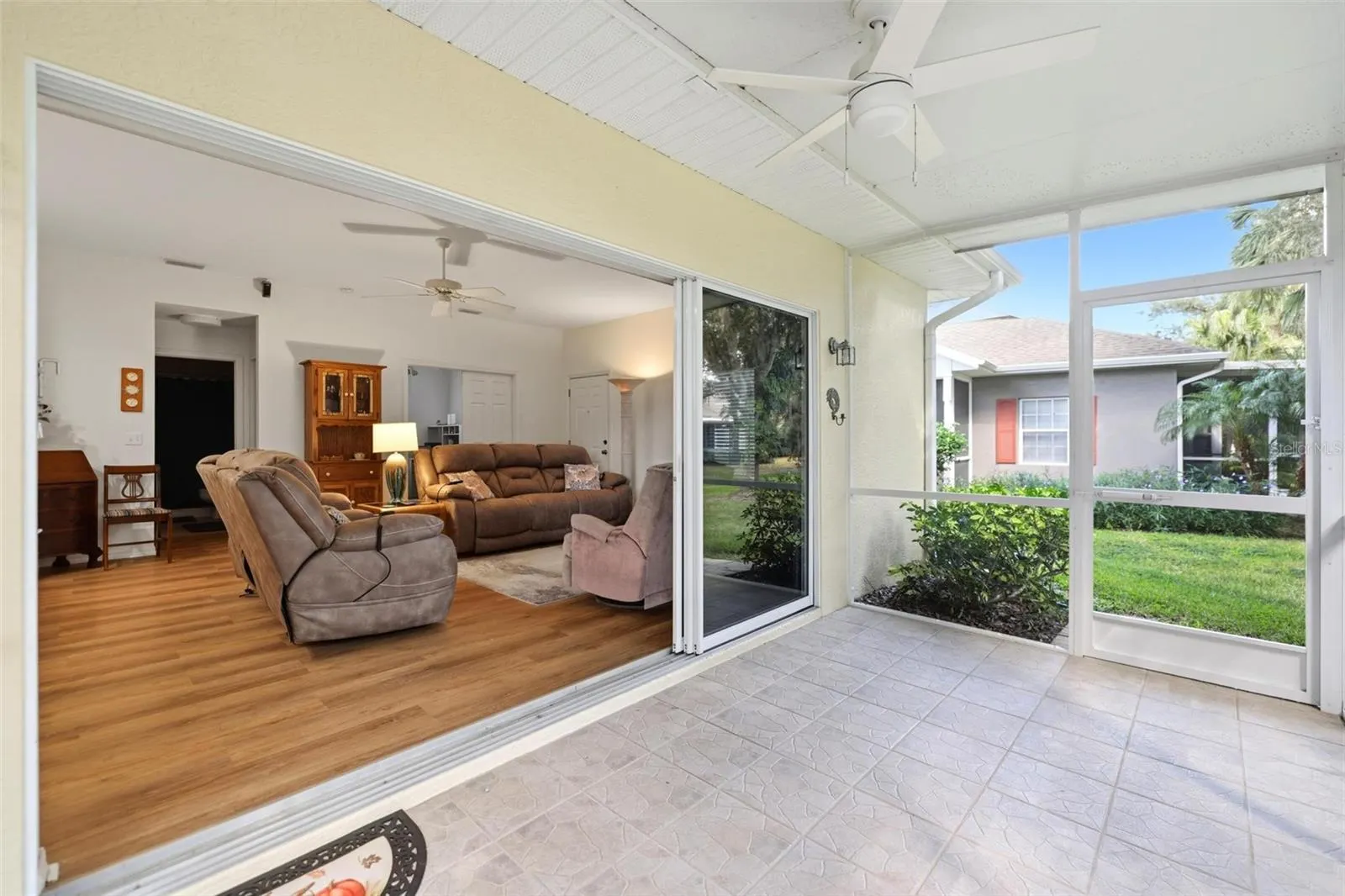 1284 GREEN OAK TRL