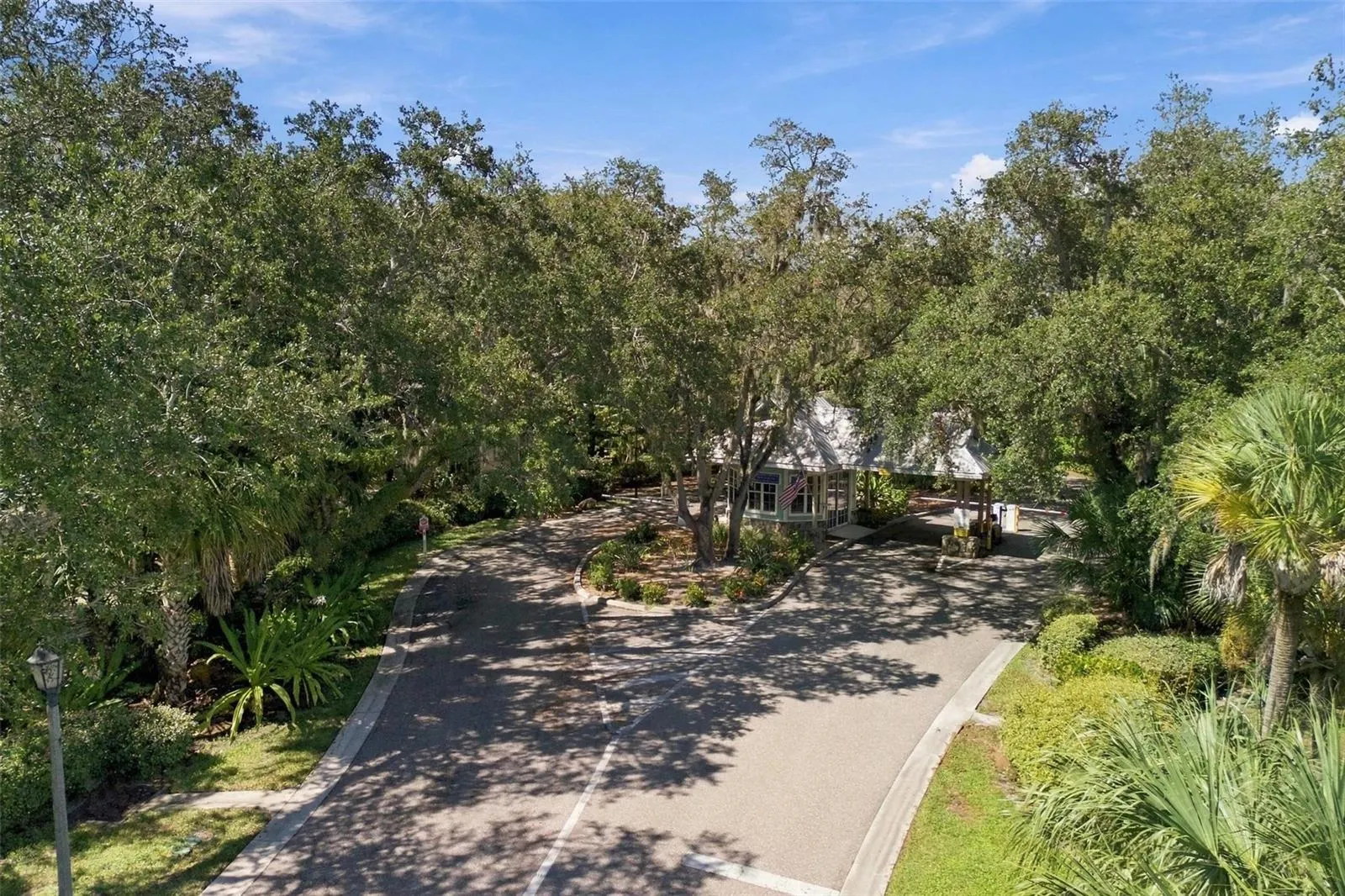 1284 GREEN OAK TRL