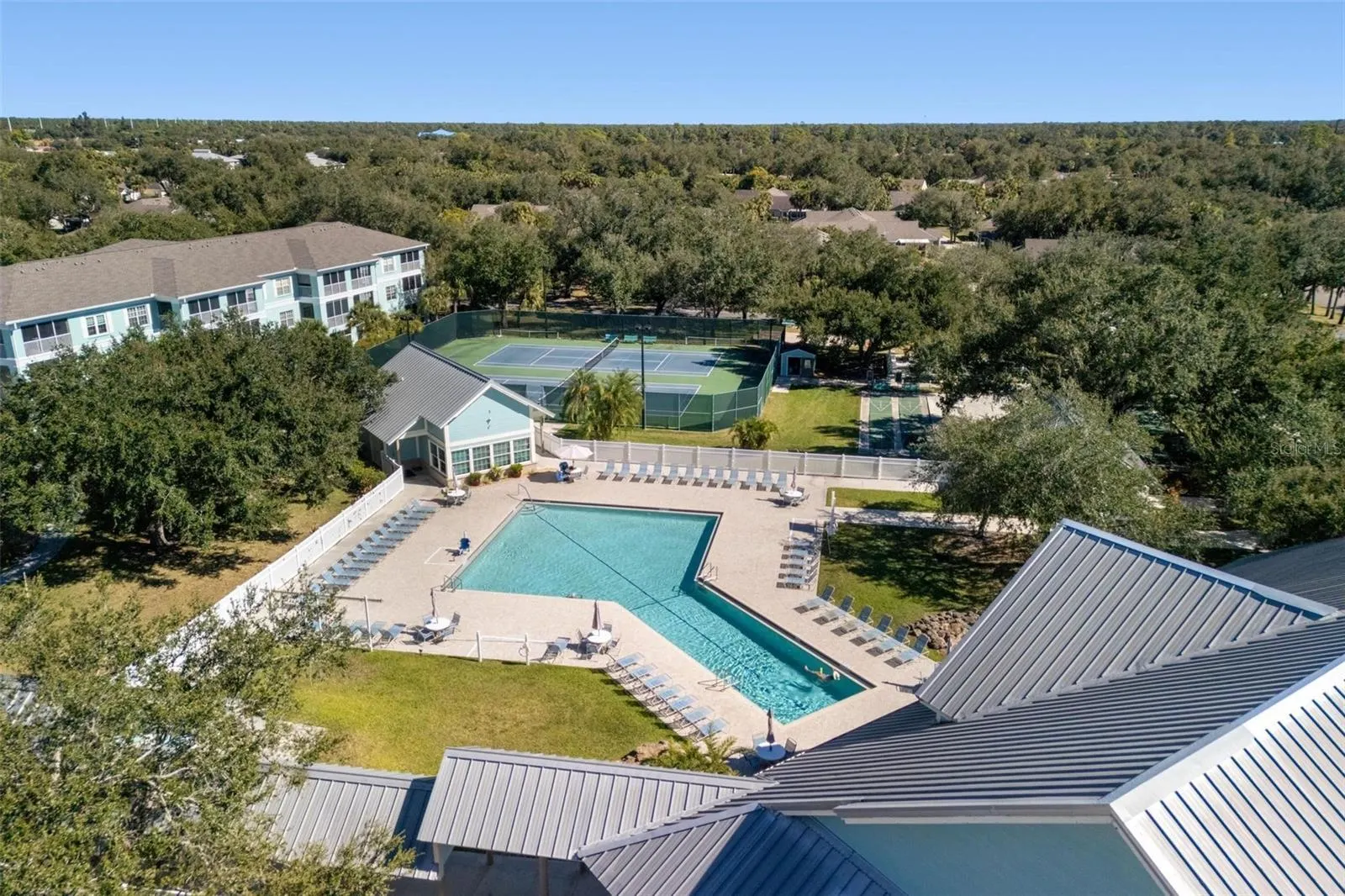 1284 GREEN OAK TRL