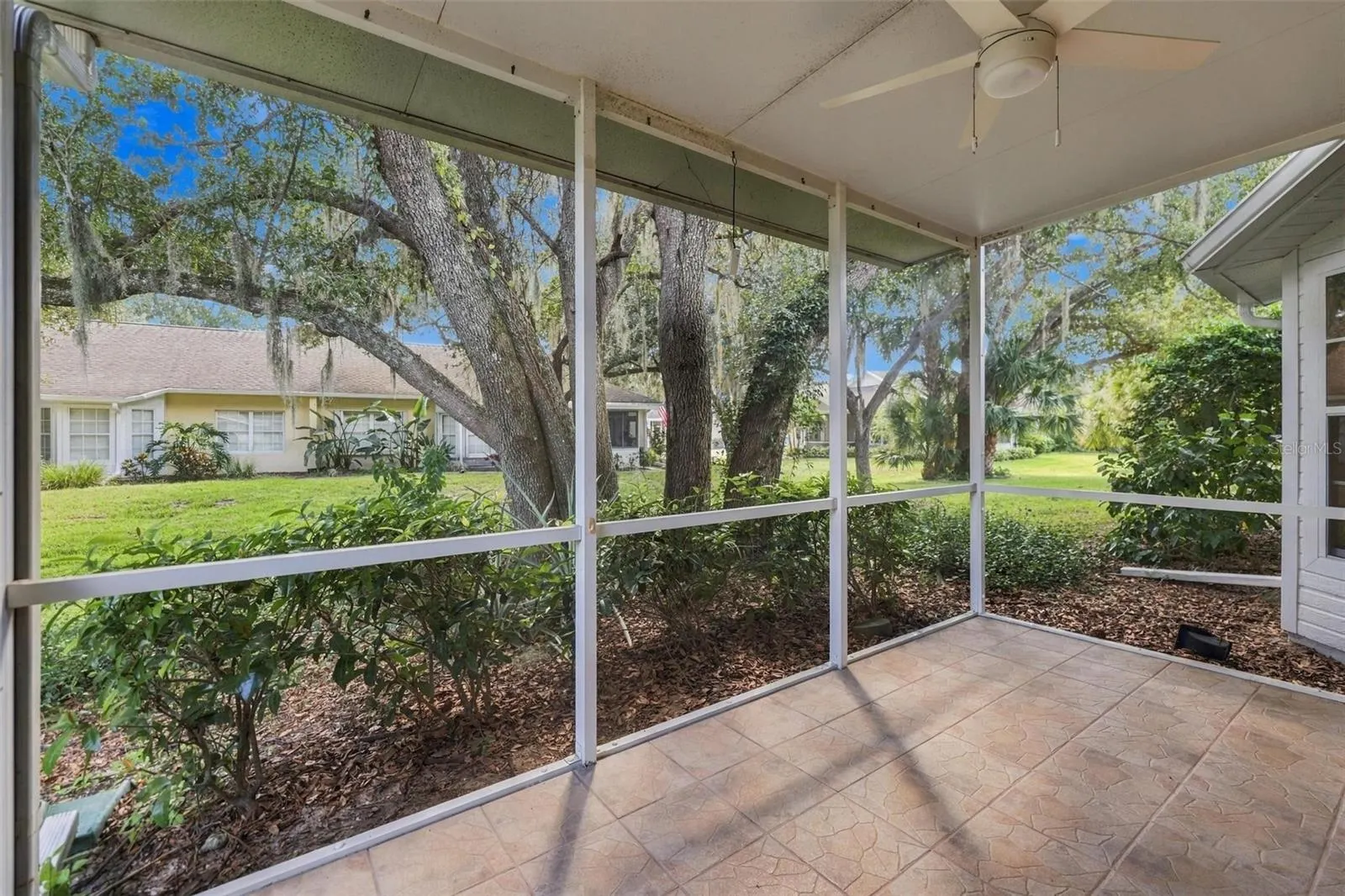 1284 GREEN OAK TRL