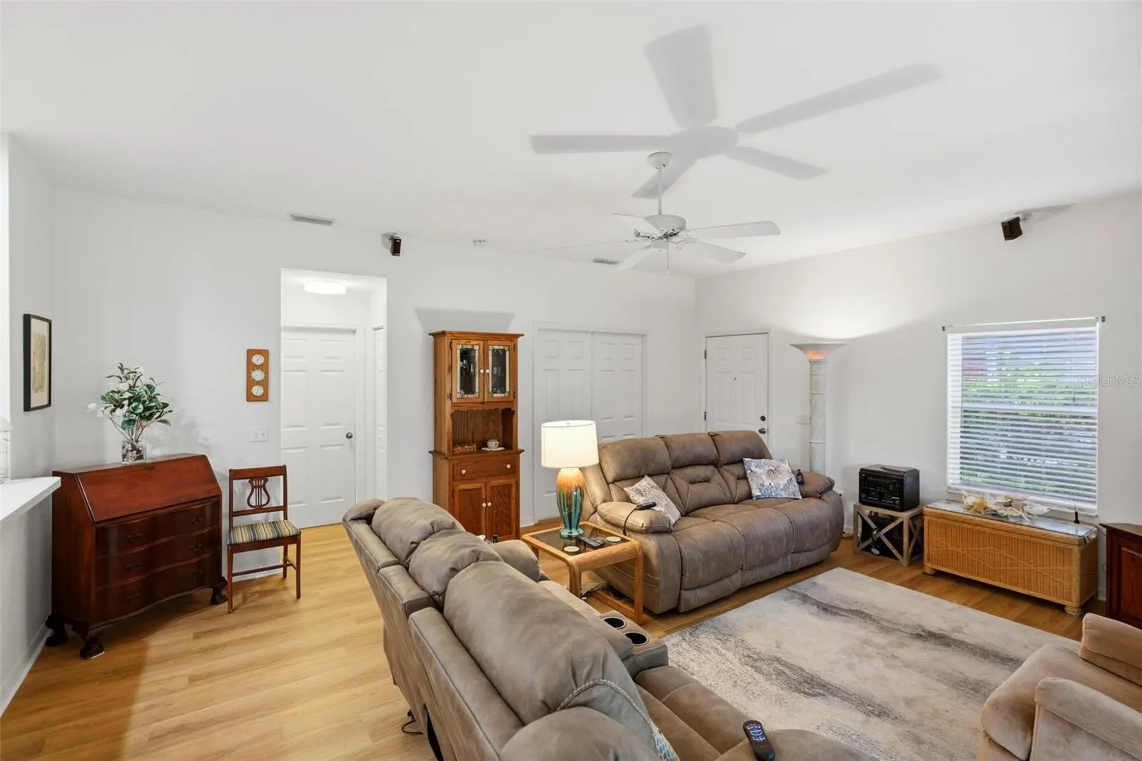 1284 GREEN OAK TRL