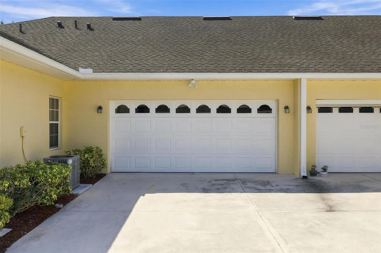 1284 GREEN OAK TRL