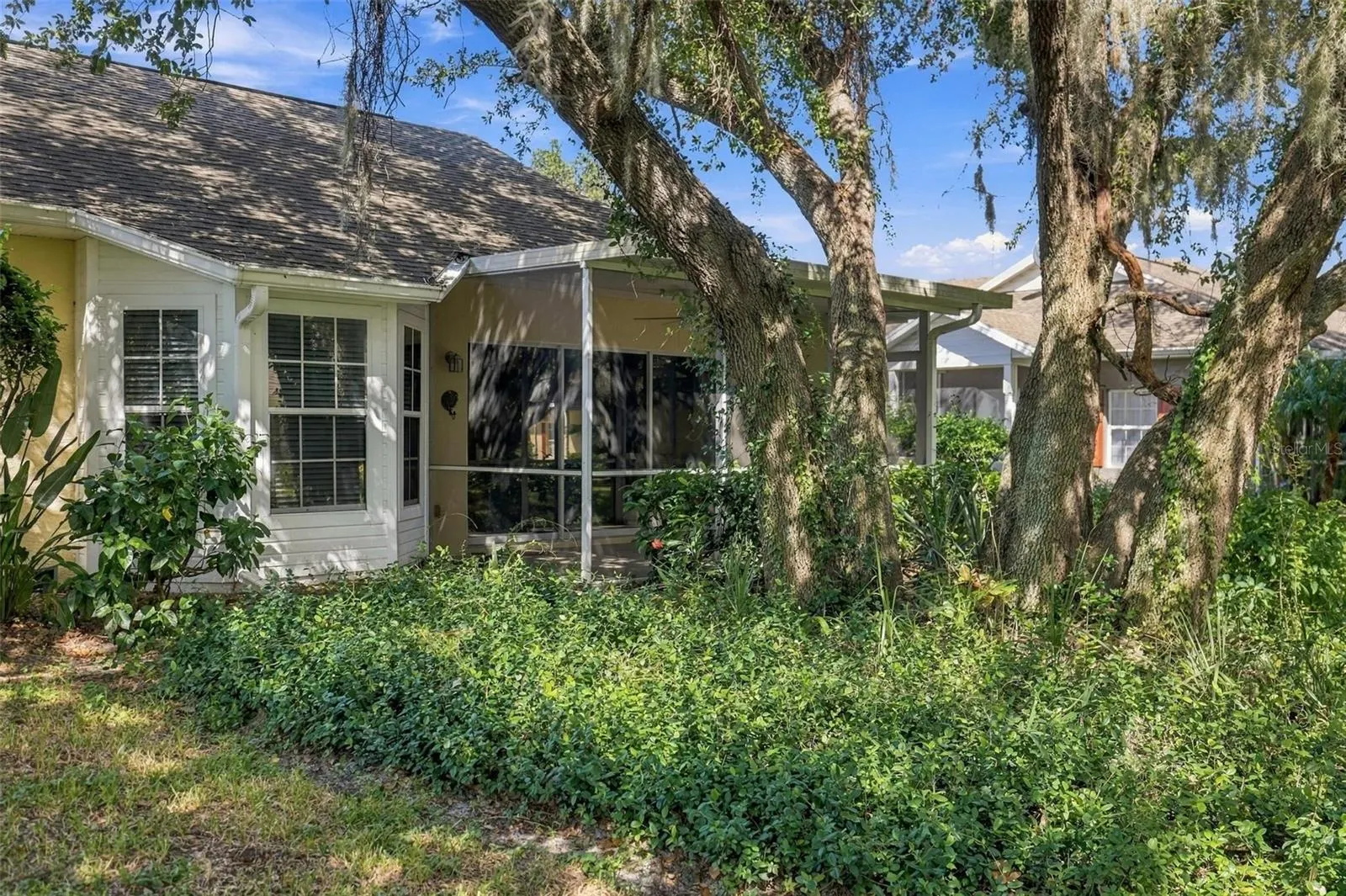1284 GREEN OAK TRL