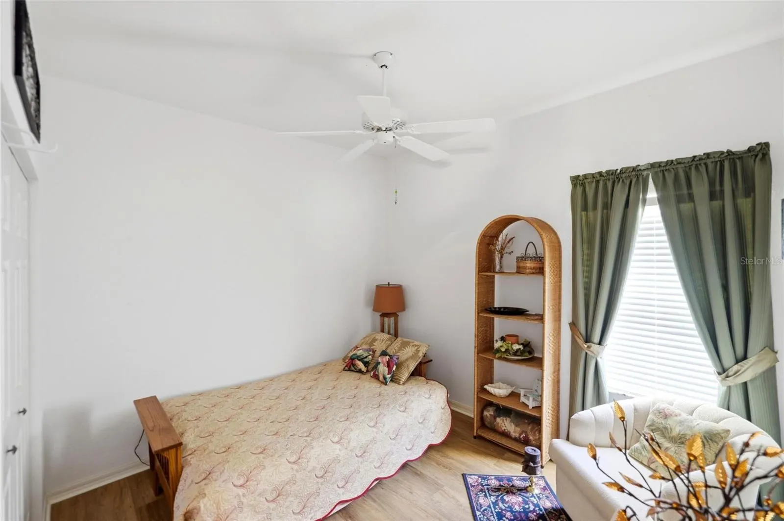 1284 GREEN OAK TRL