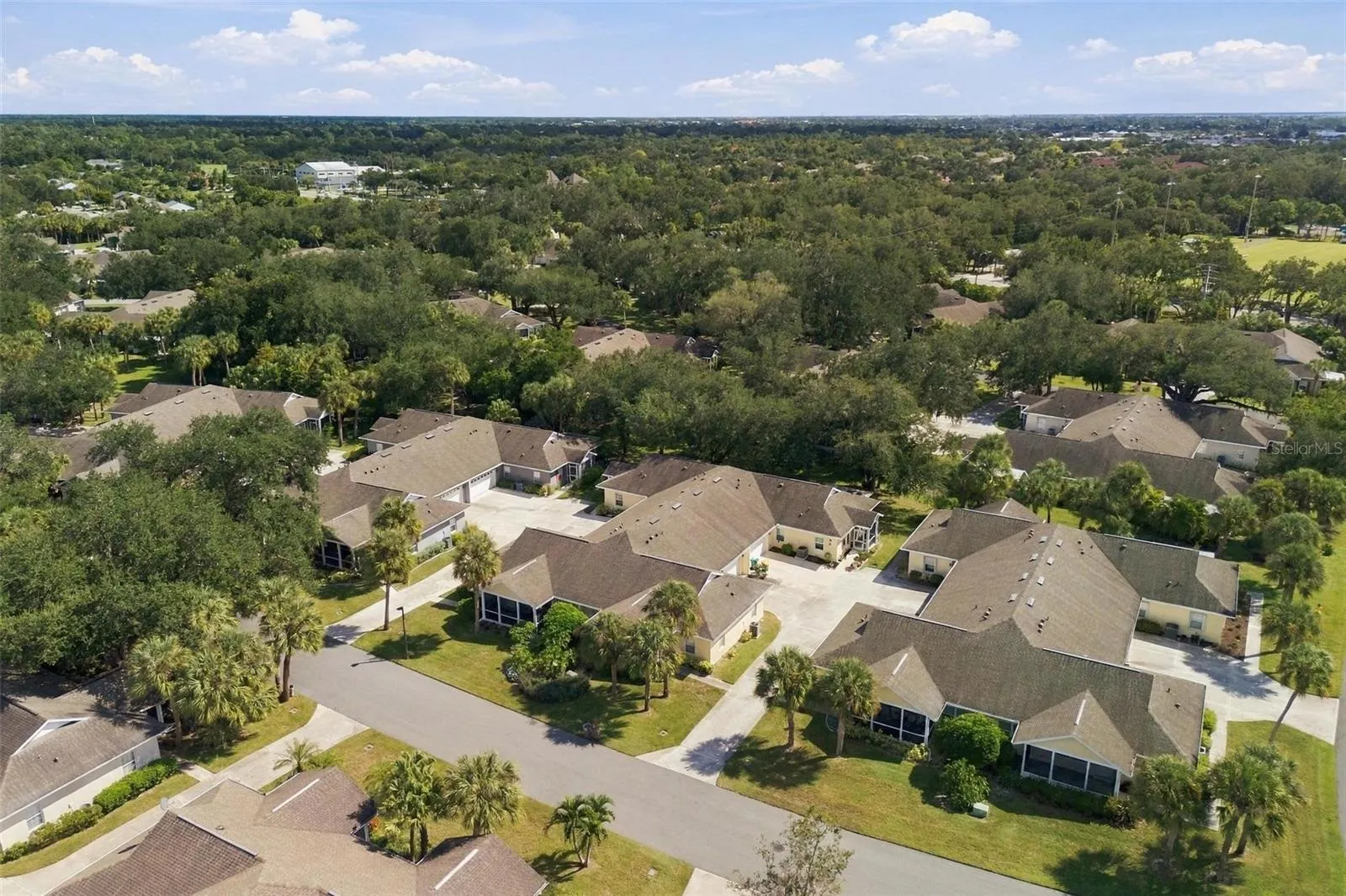 1284 GREEN OAK TRL