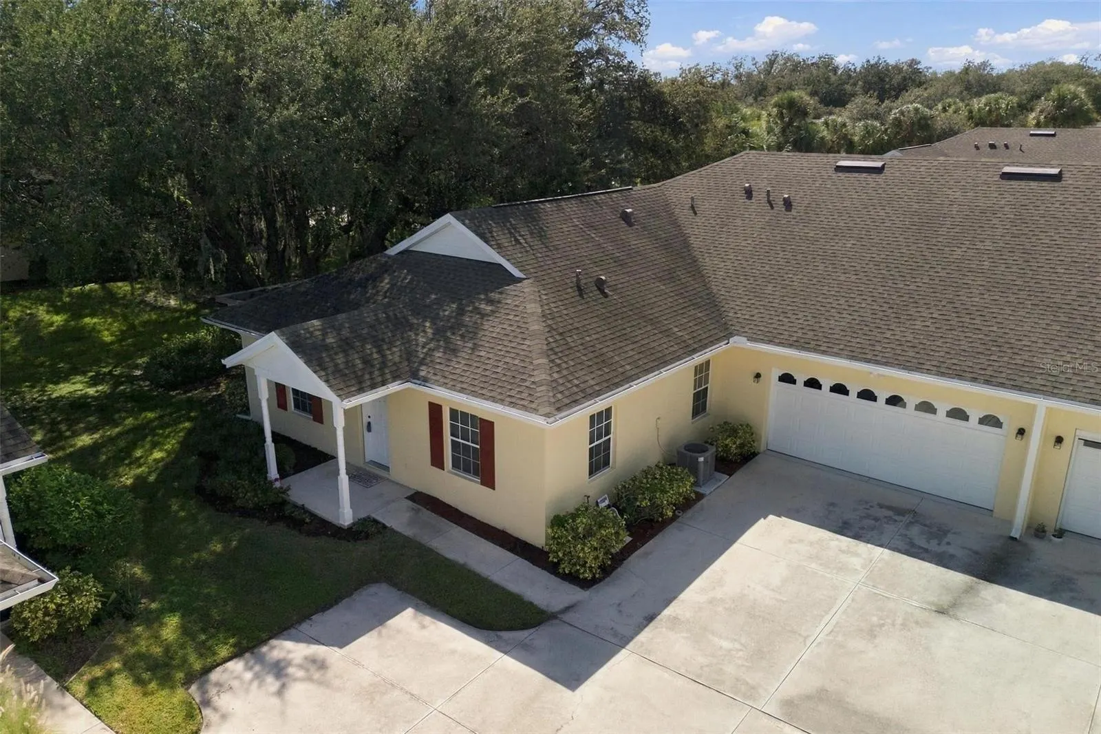 1284 GREEN OAK TRL