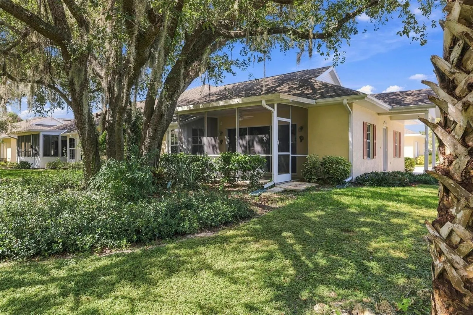 1284 GREEN OAK TRL