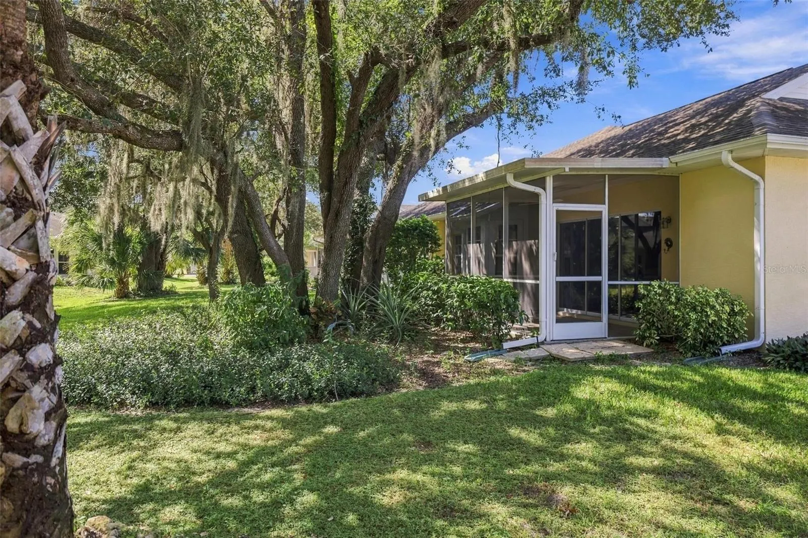 1284 GREEN OAK TRL