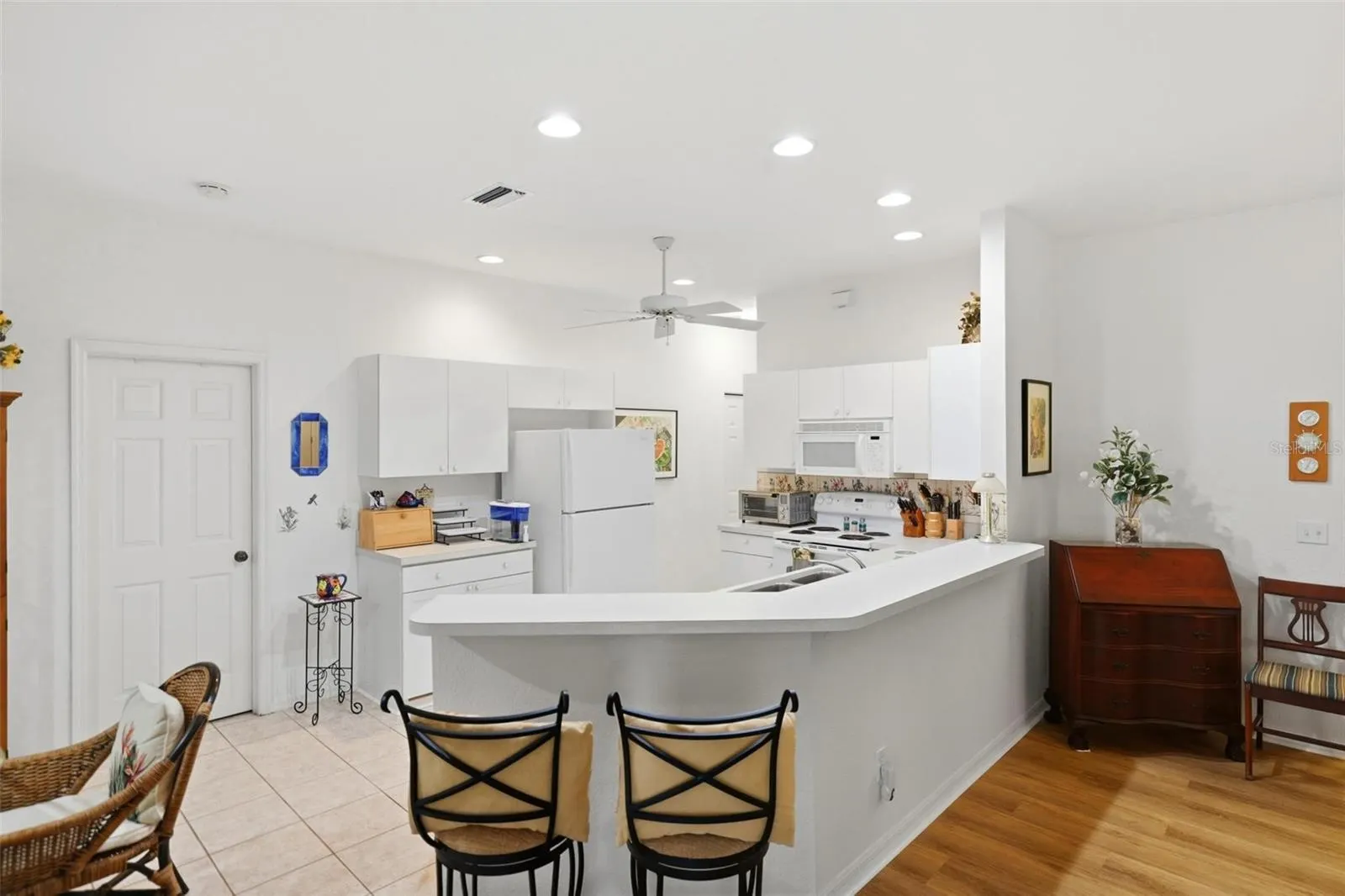 1284 GREEN OAK TRL