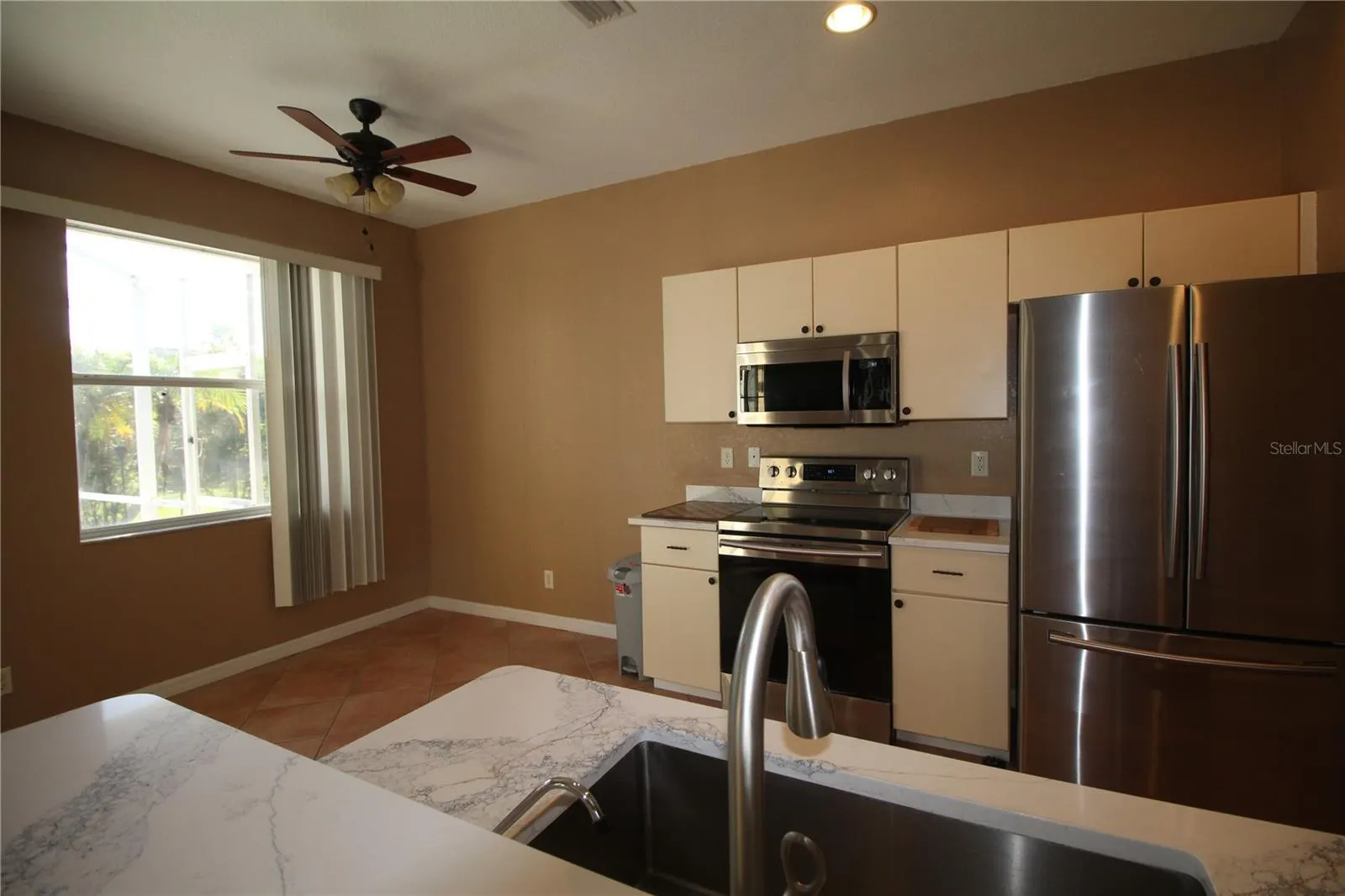2743 MORRIETTA LN