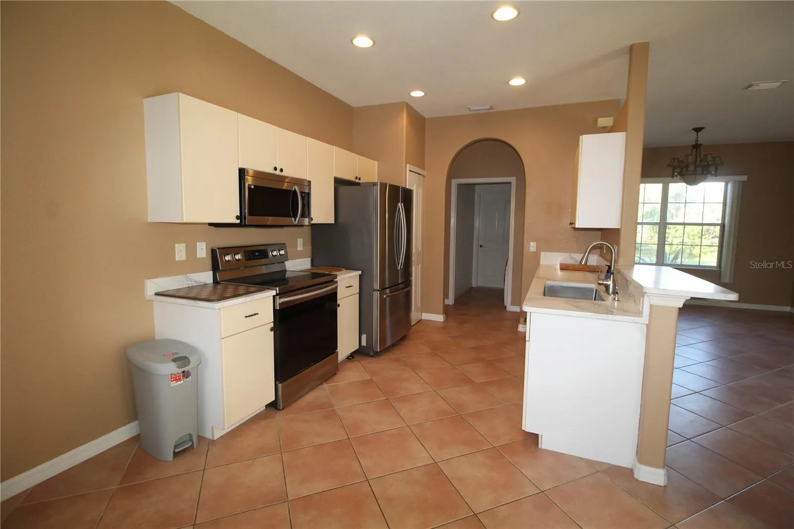 2743 MORRIETTA LN