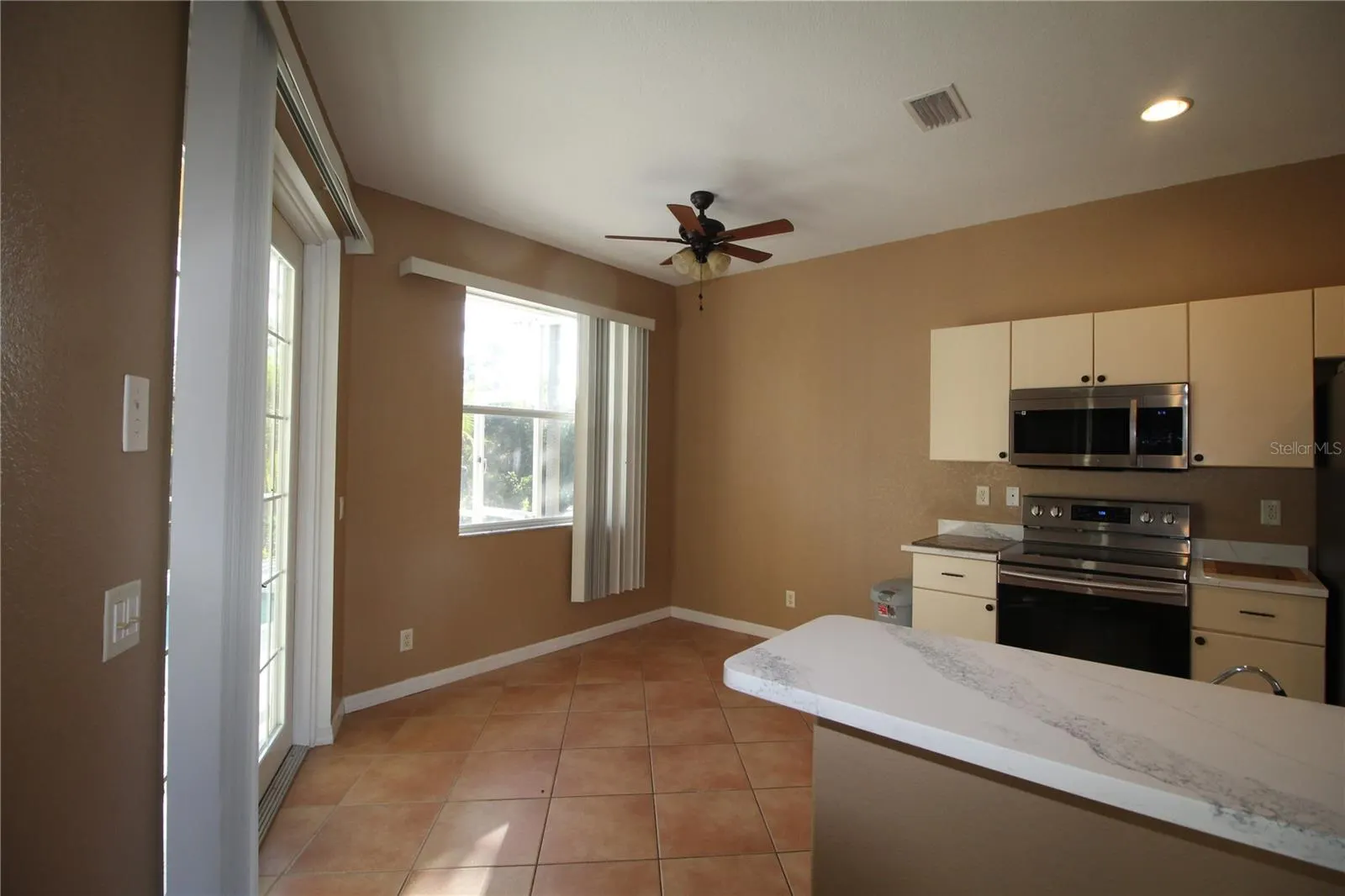 2743 MORRIETTA LN