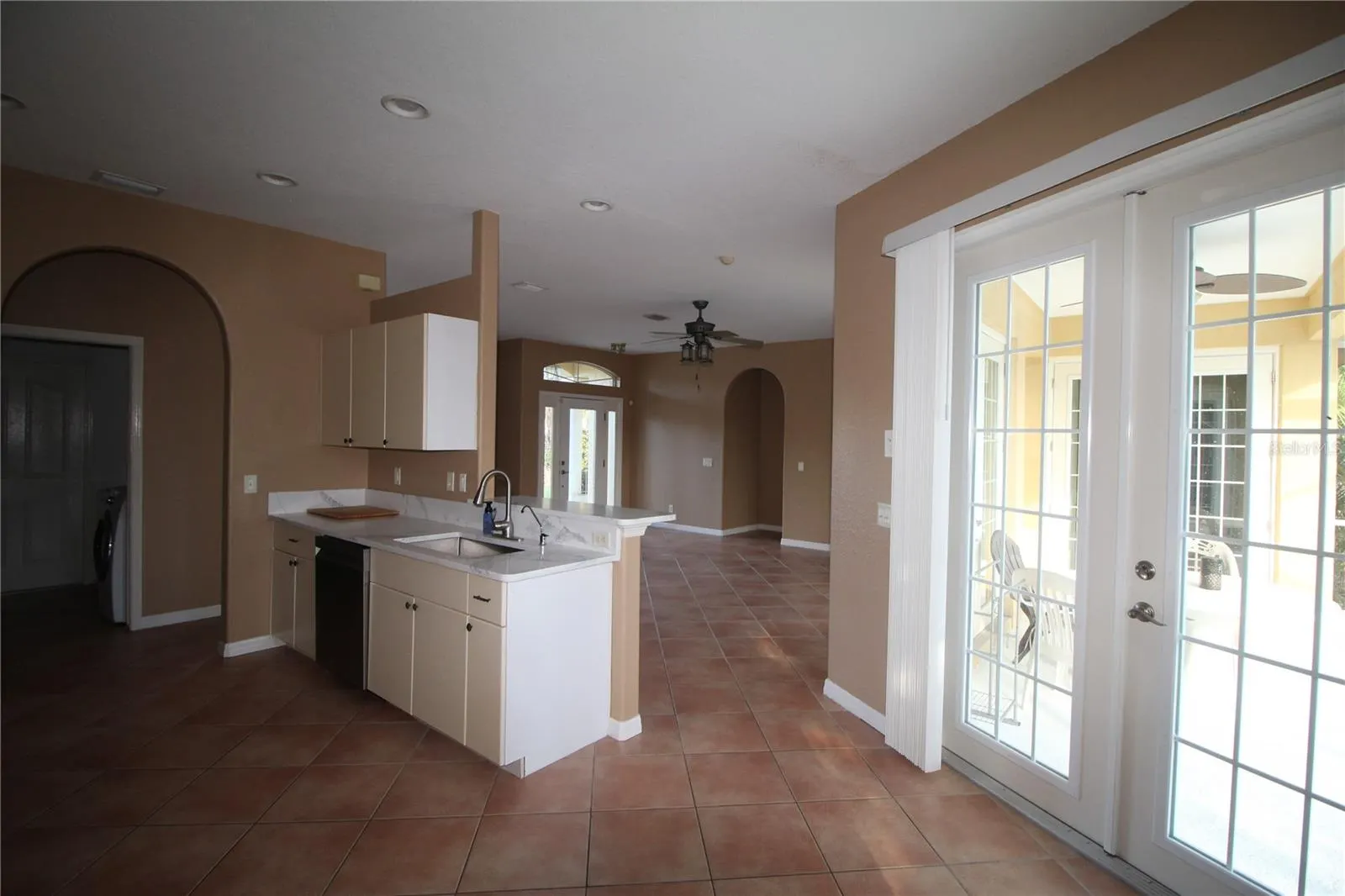 2743 MORRIETTA LN