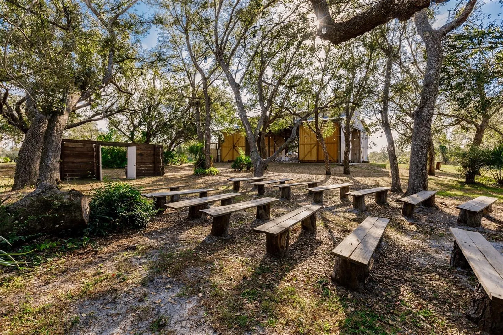 5826 SW HIGHWAY 72