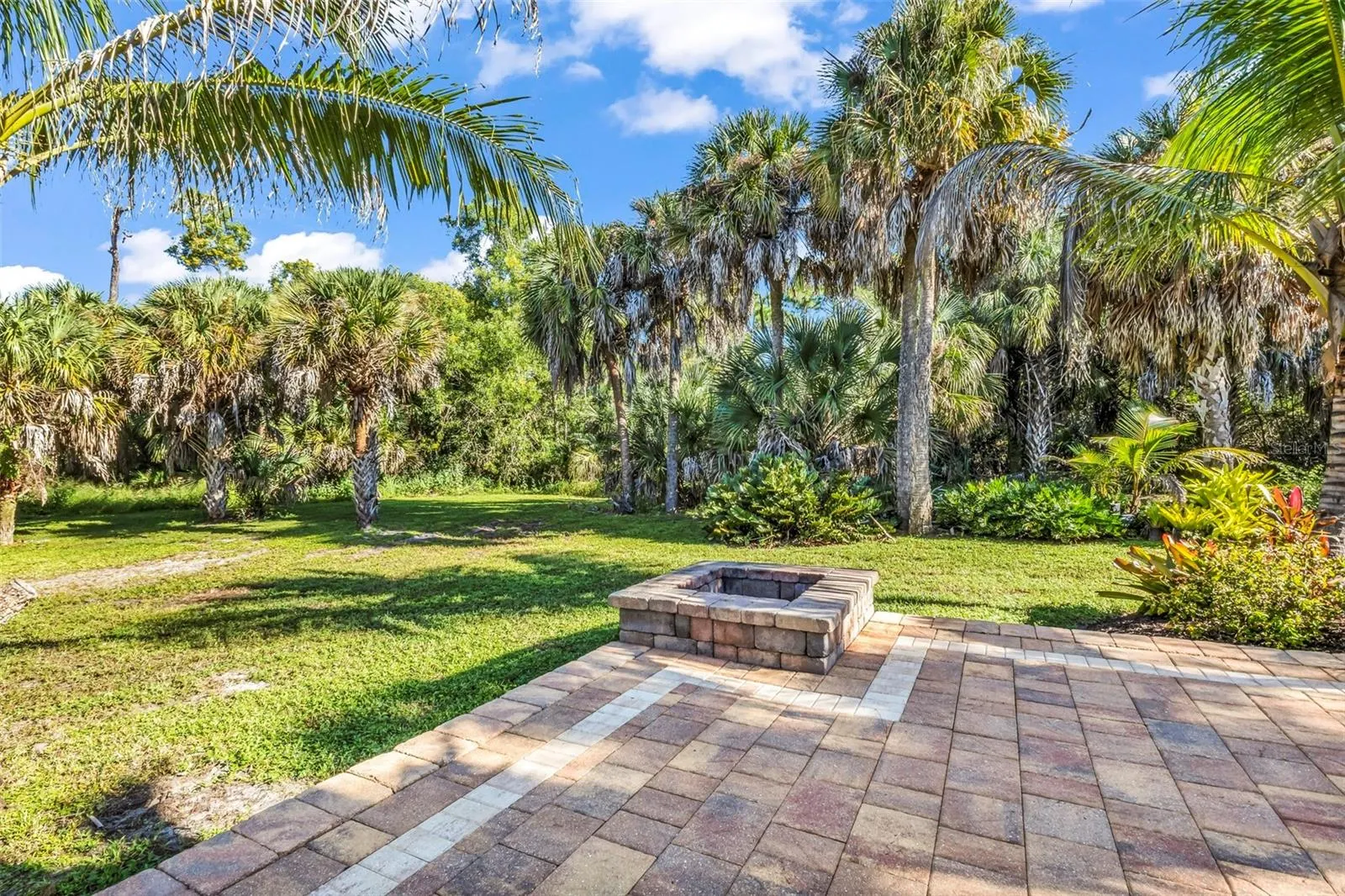 17509 LOCKHART CT