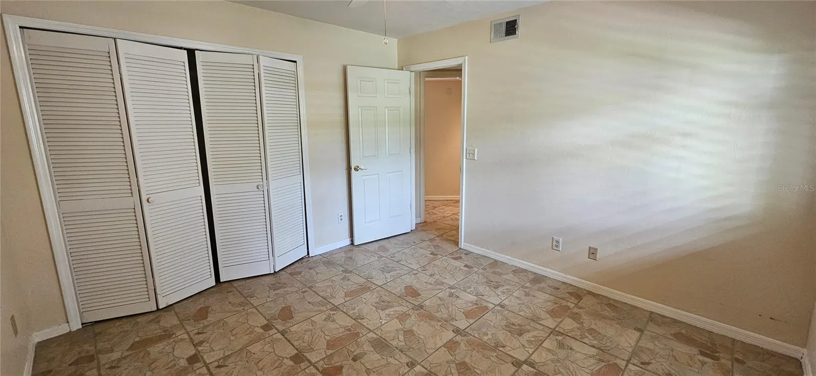 9640 WINDSOR GARDENS LN #104 #104