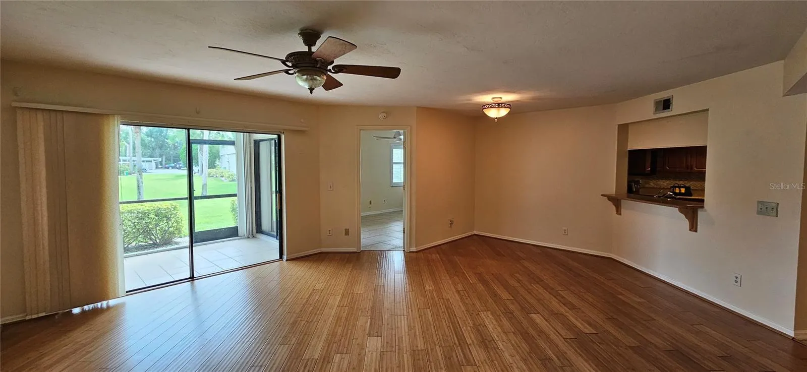 9640 WINDSOR GARDENS LN #104 #104