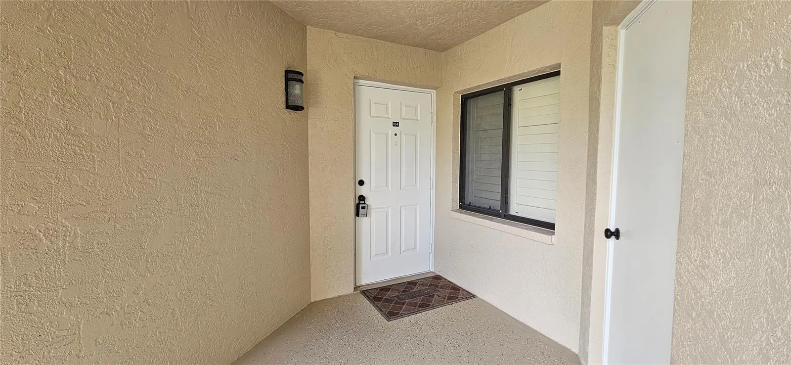 9640 WINDSOR GARDENS LN #104 #104