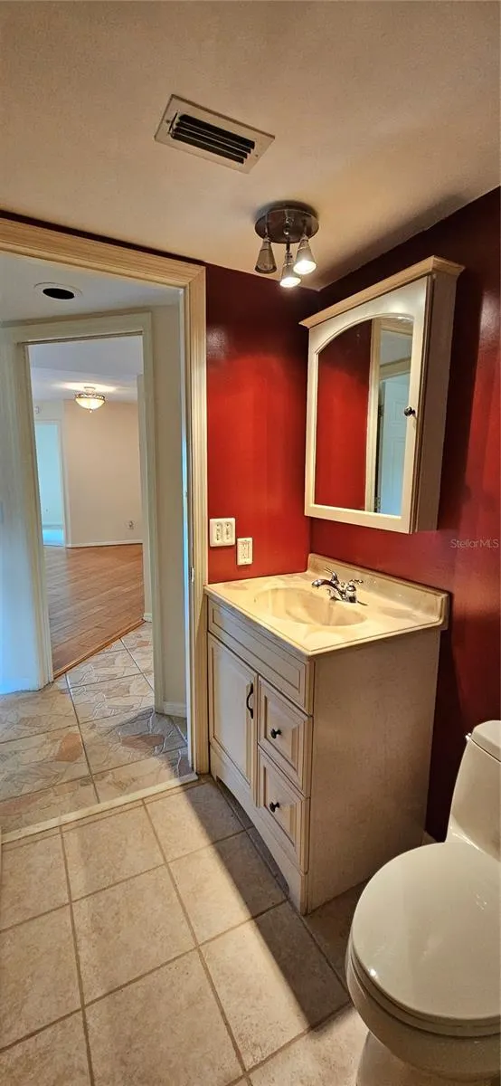 9640 WINDSOR GARDENS LN #104 #104