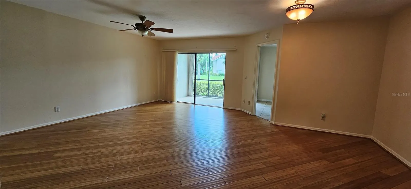 9640 WINDSOR GARDENS LN #104 #104