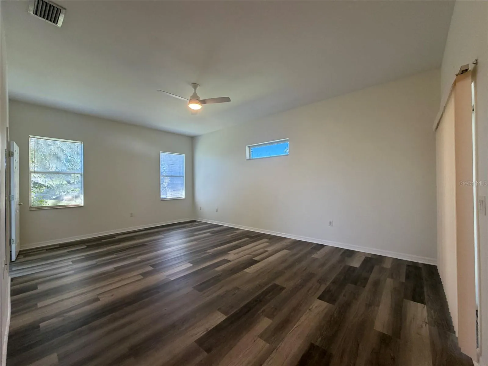 4733 S CRANBERRY BLVD