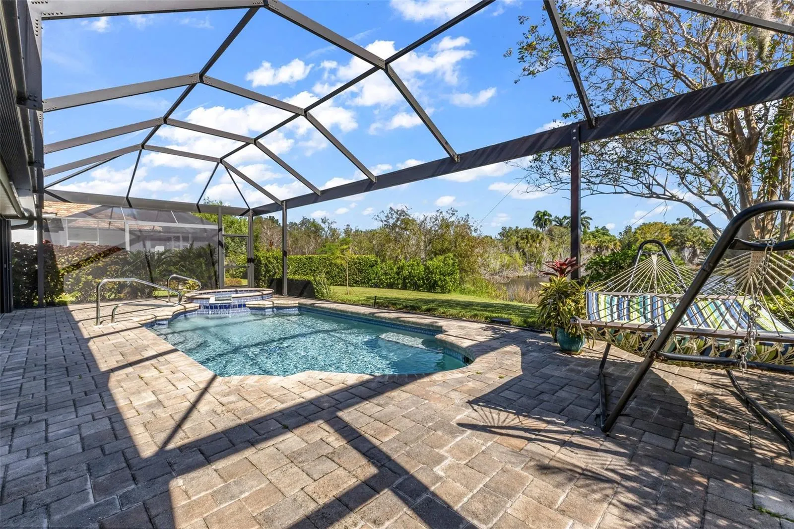 14394 SILVER LAKES CIR