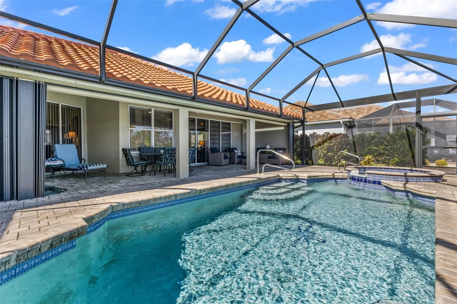 14394 SILVER LAKES CIR