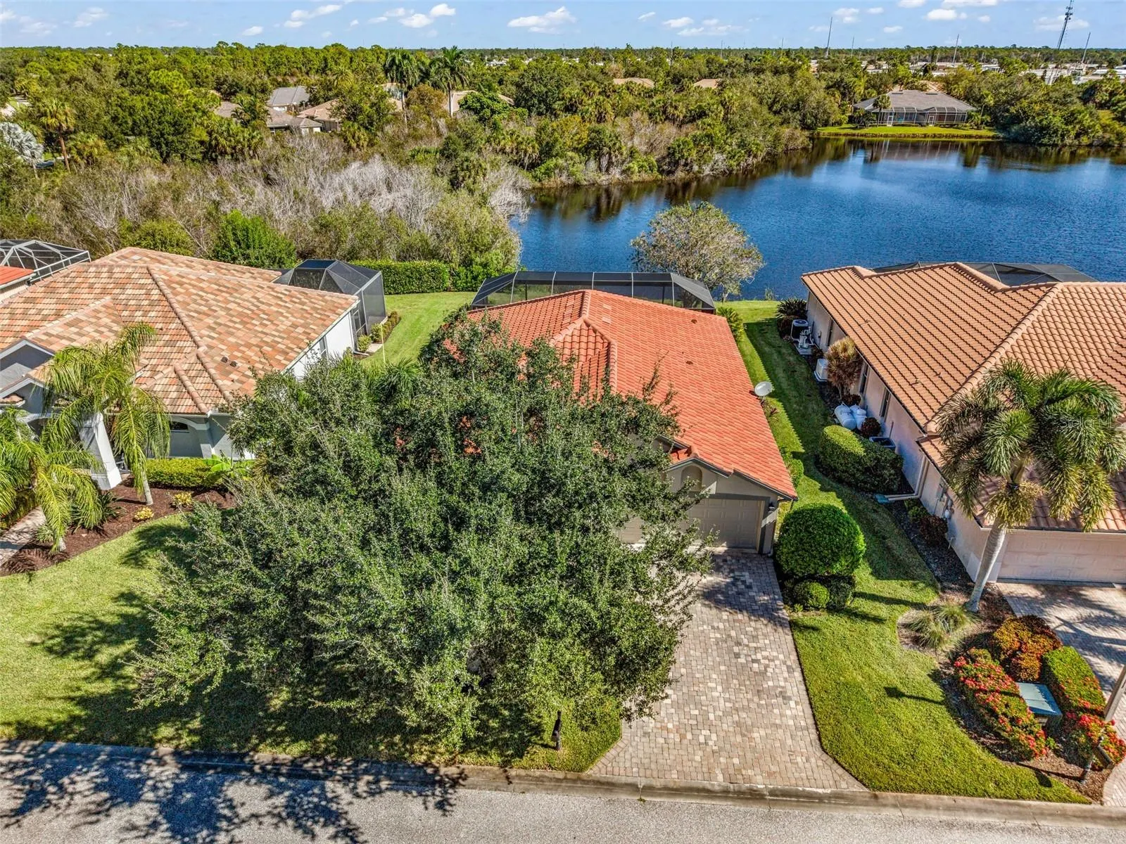 14394 SILVER LAKES CIR