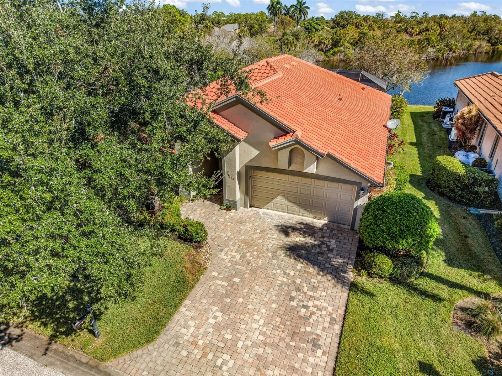 14394 SILVER LAKES CIR