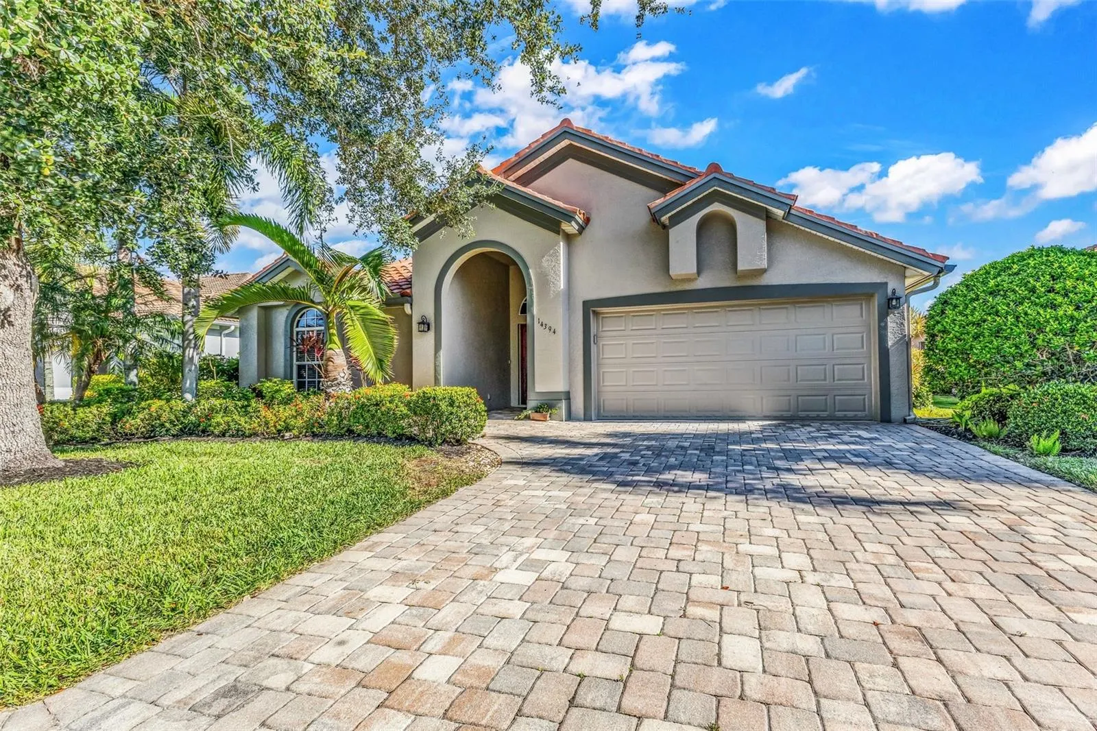 14394 SILVER LAKES CIR