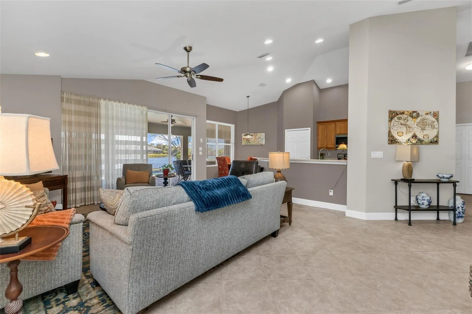 14394 SILVER LAKES CIR