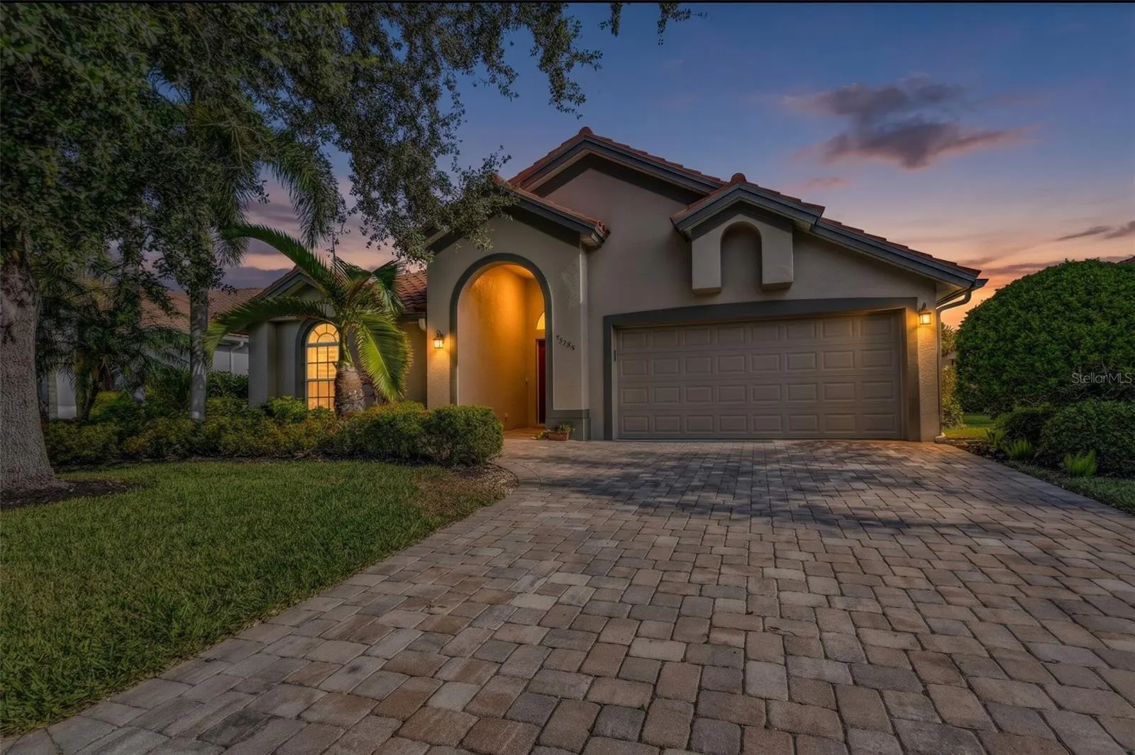 14394 SILVER LAKES CIR